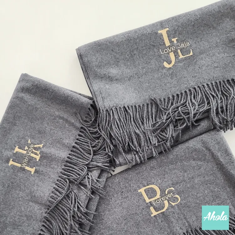 【Asos】Embroidery name/phrase Cashmere silk scarf 繡英文字母/ 字句蚕絲羊絨圍巾