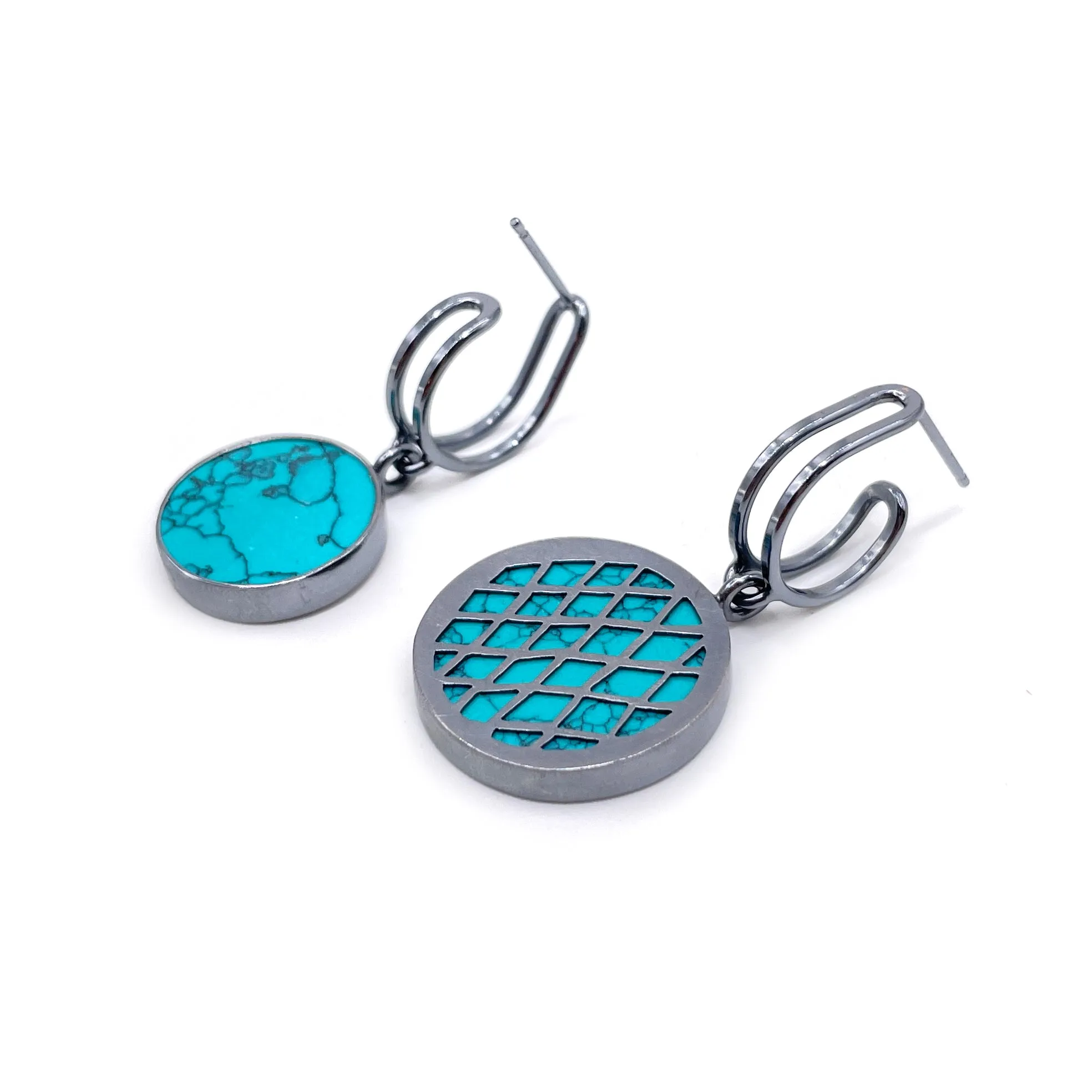 Bent Link Turquoise Grid Hoops