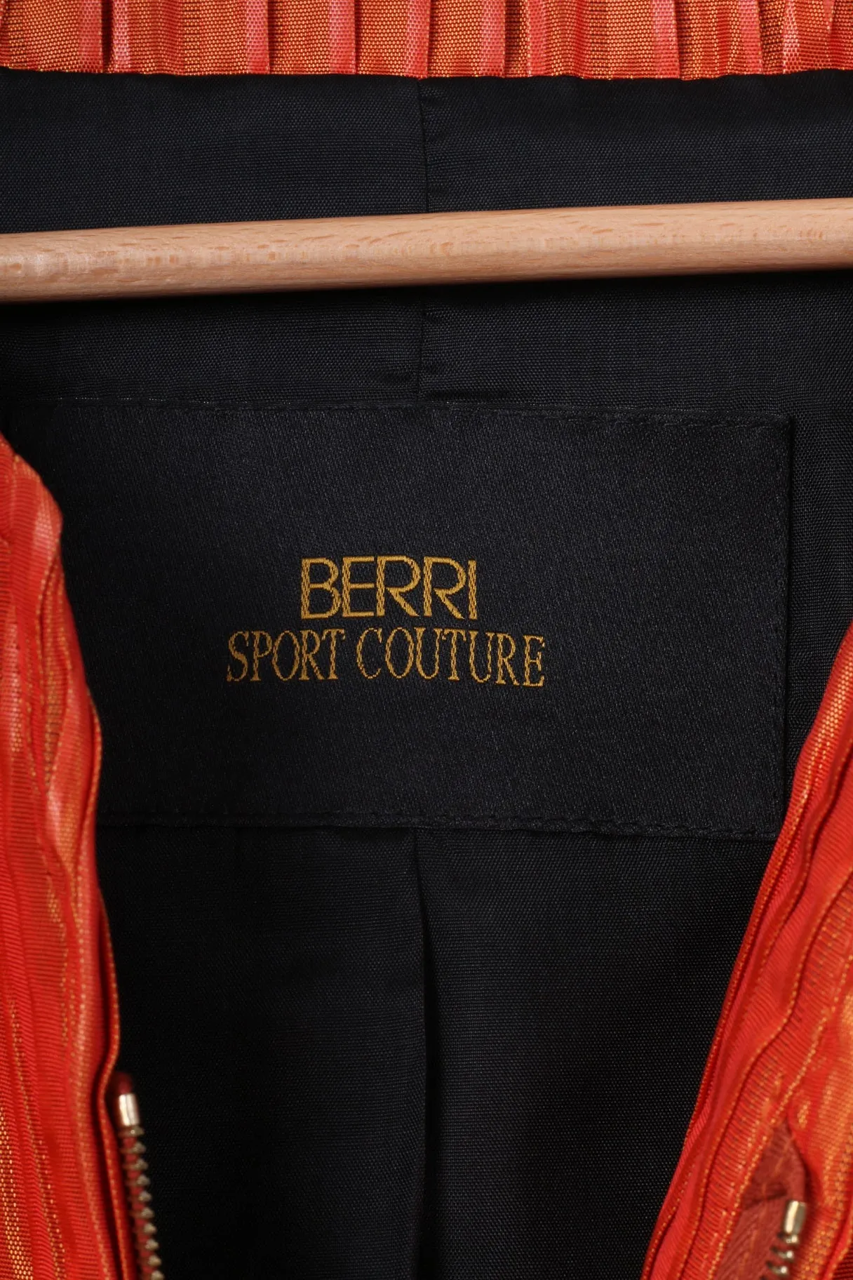 Berri Sport Couture Womens 40 M Blazer Orange Full Zipper Top Jacket