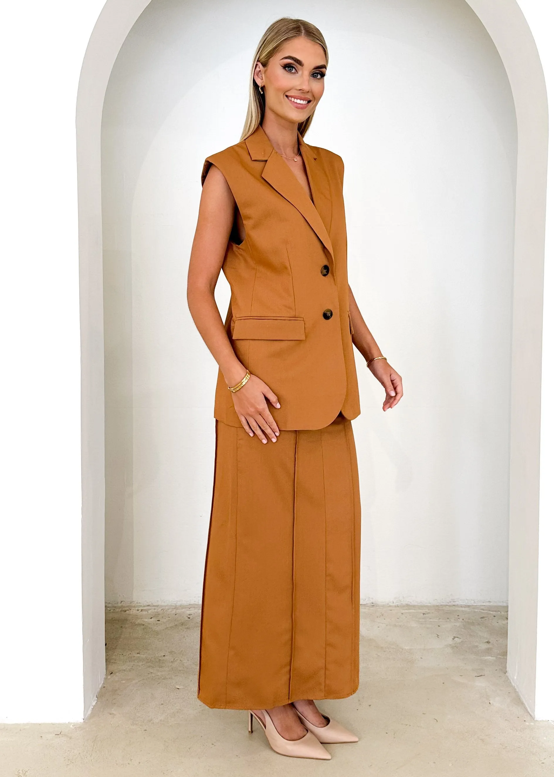 Corina Sleeveless Blazer - Rust