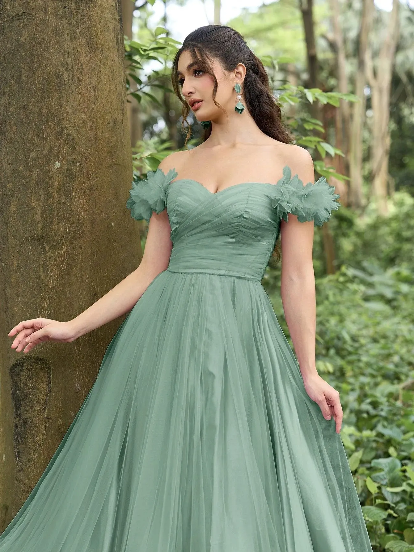 Elegant Off Shoulder Ruched Bust Split Thigh Tulle Prom Dress